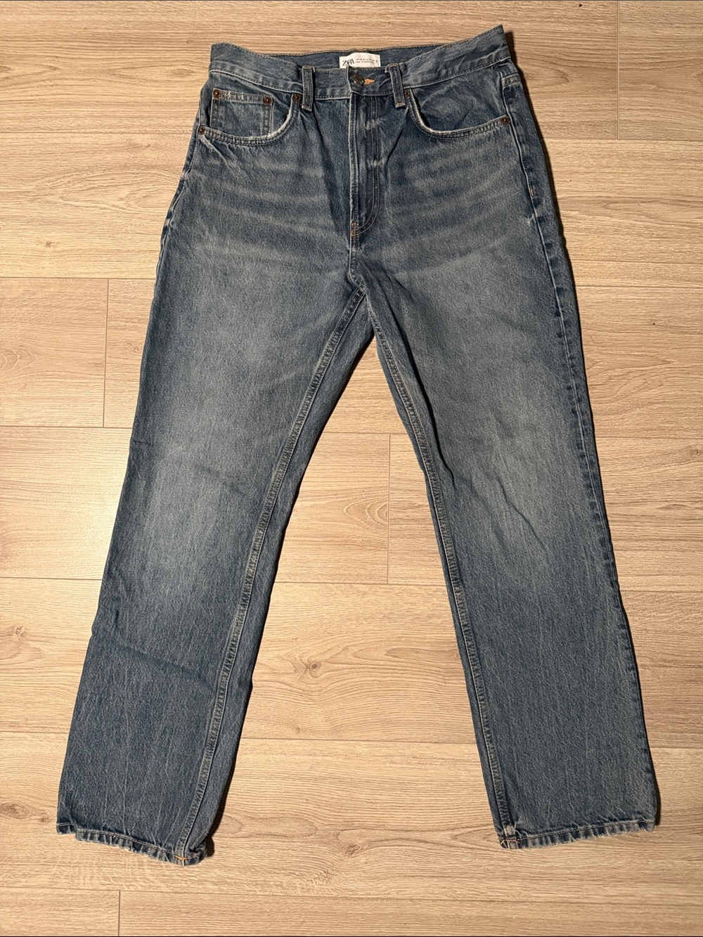 Zara Women's Straight Leg Jeans - Faded Blue